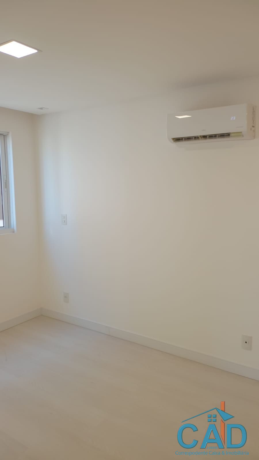 CAD correspondente caixa e Imobili�ria