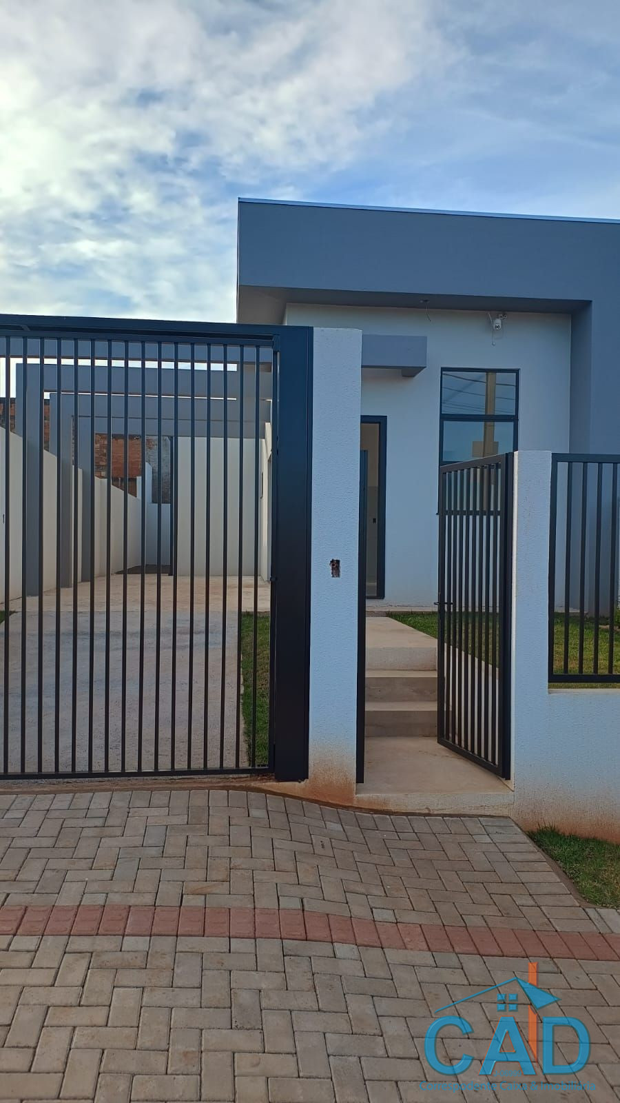 CASA � VENDA NO BAIRRO JARDIM FLORESTA