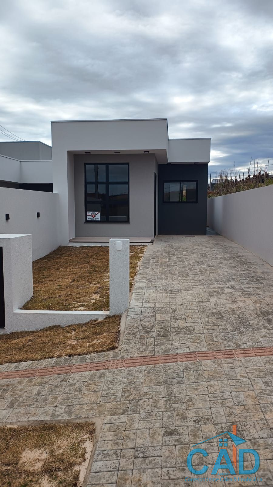OPORTUNIDADE IMPERD�VEL DE CASA � VENDA NO BAIRRO FRARON
