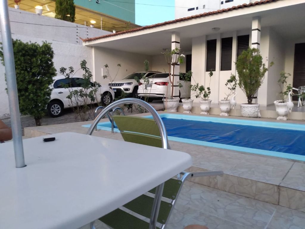 1 Casa de 300 m² Cabo Branco - João Pessoa.
