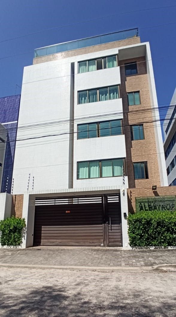 Apartamento a venda próximo ao Mar de Intermares - AP5749