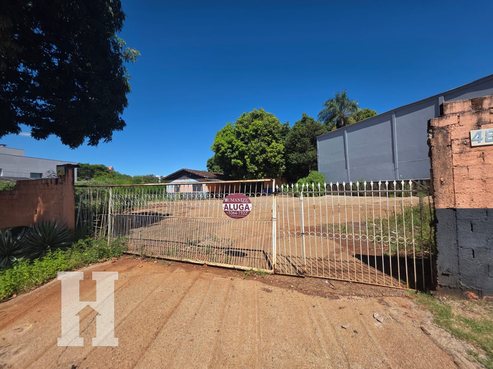 Casa de Madeira para loca��o