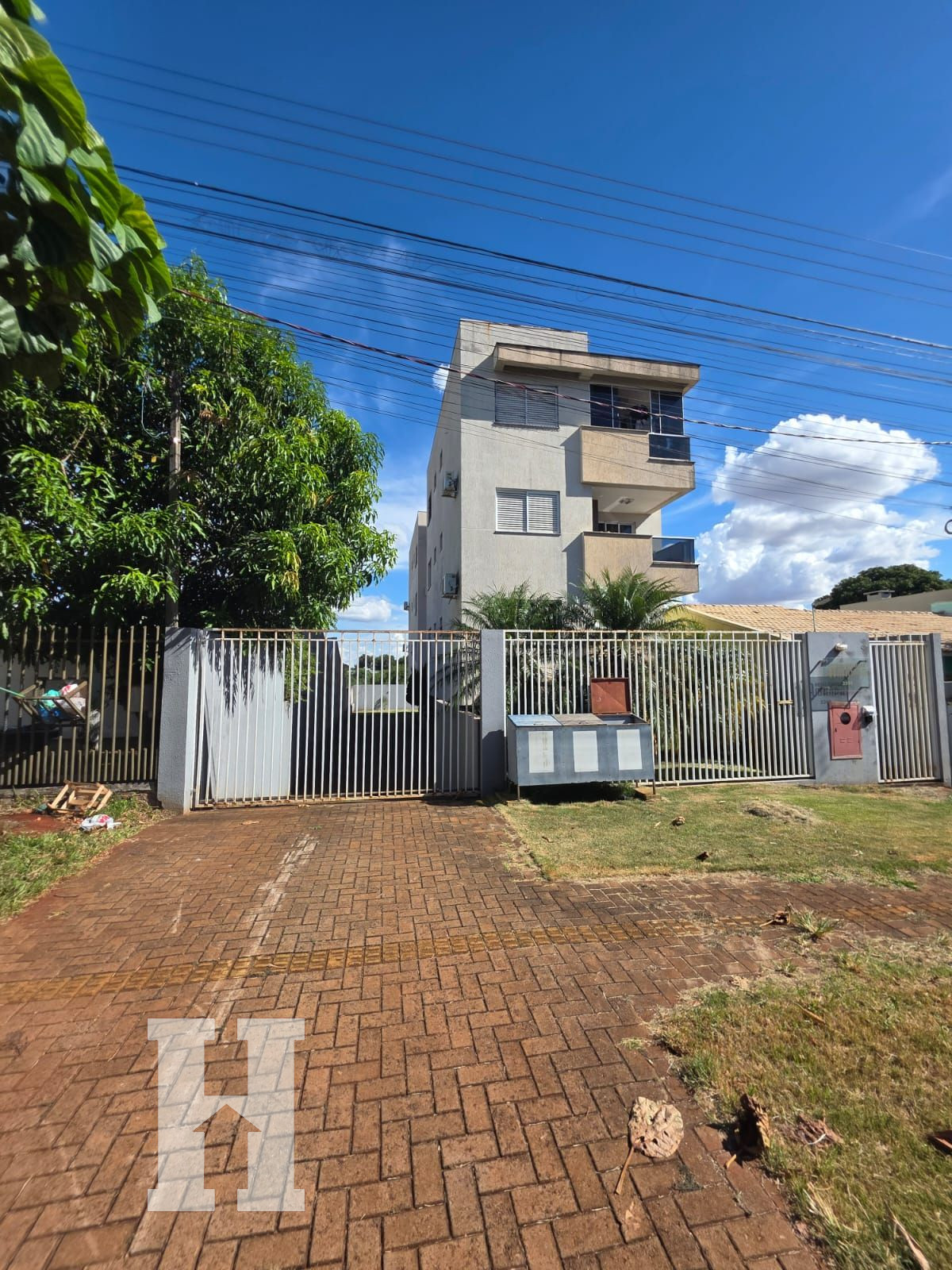 Apartamento bem localizado para venda 