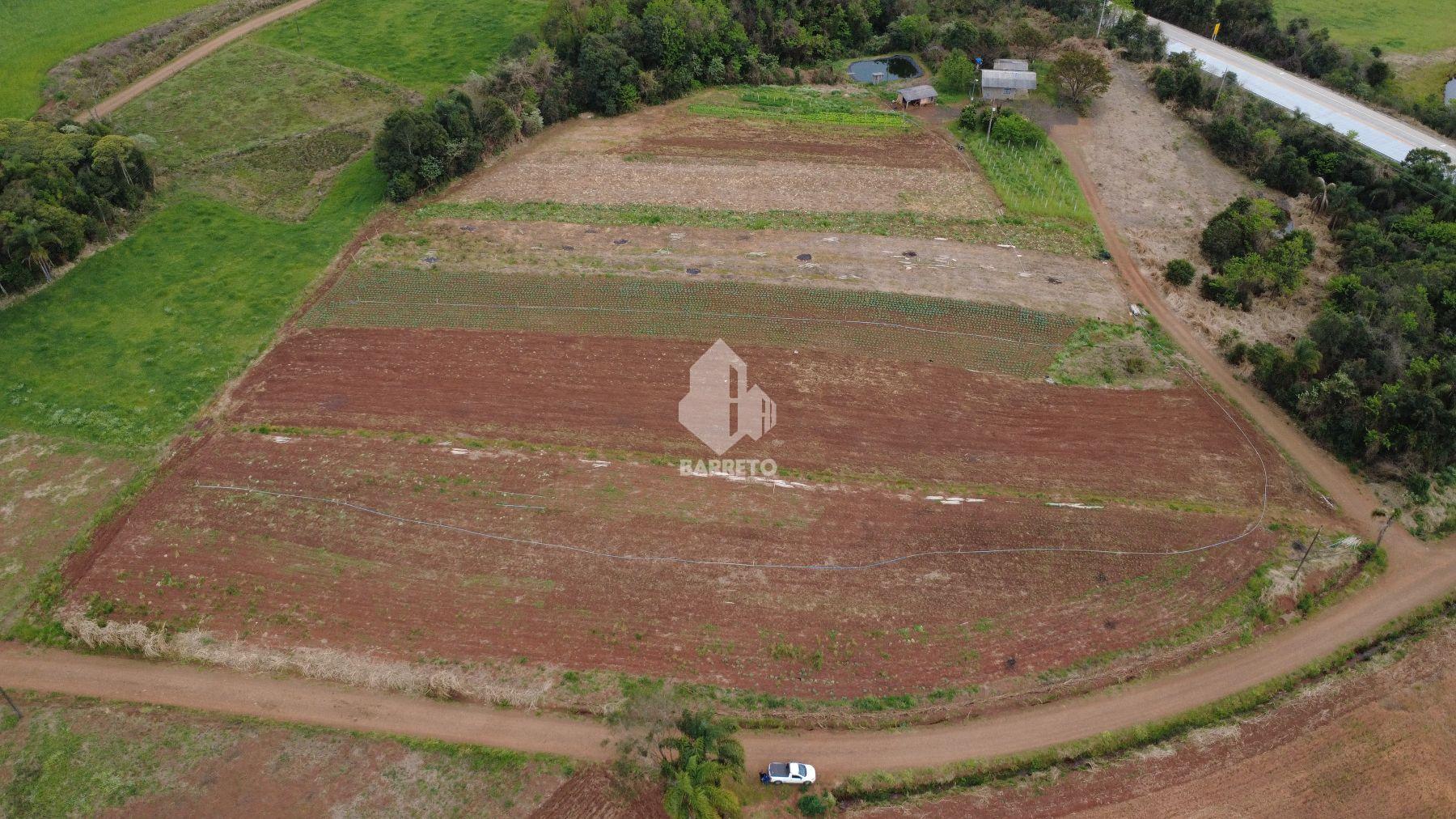 LINDA CHACARA COM OTIMA LOCALIZAÇÃO