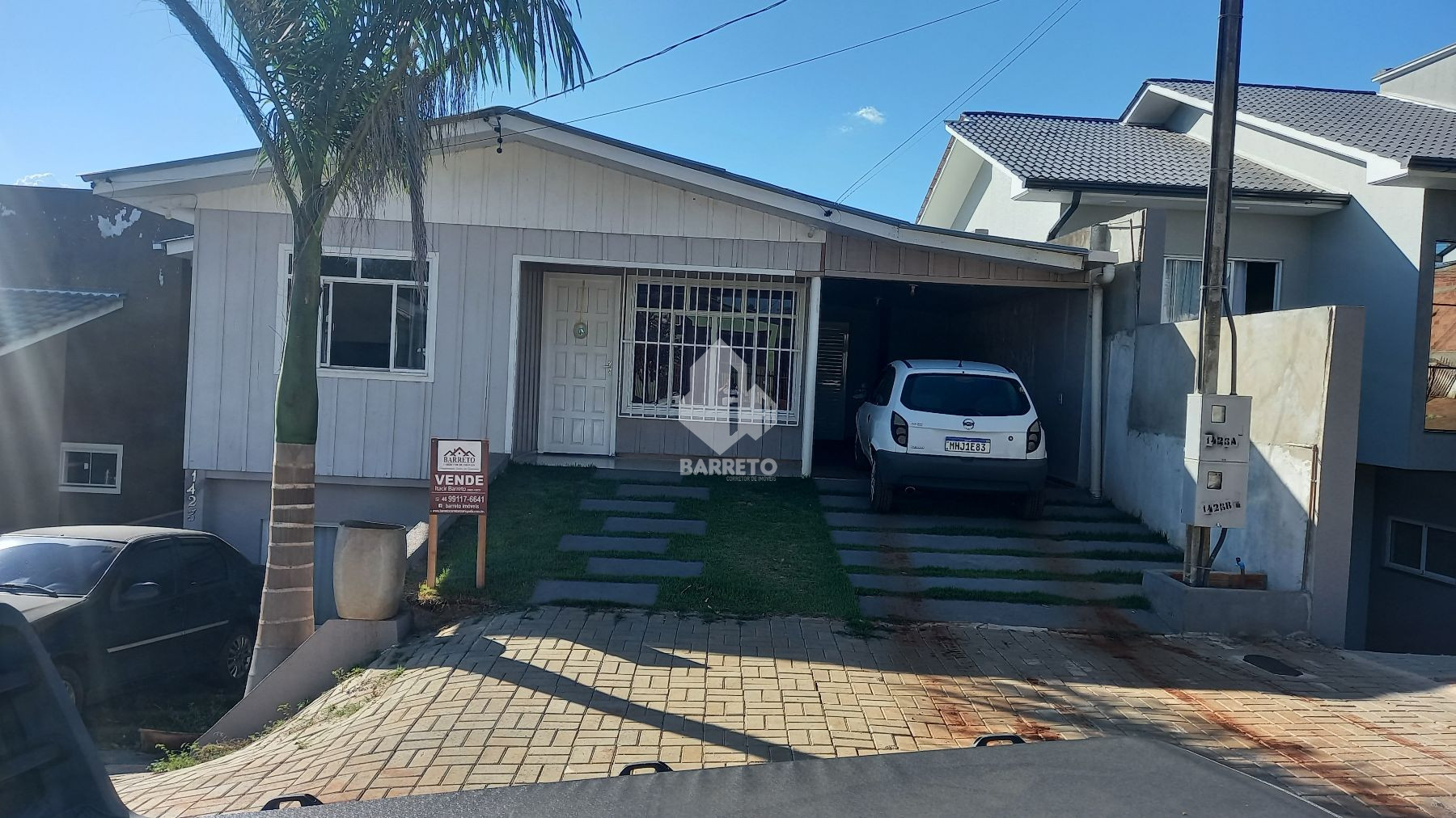 CASA MISTA DOIS PISOS PARA VENDA