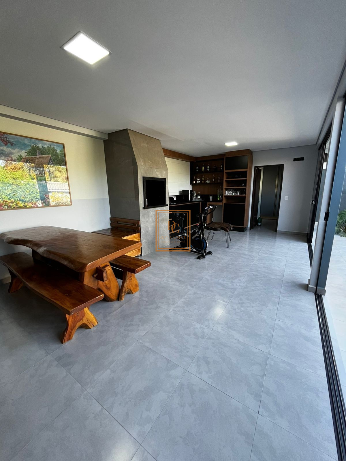 CASA MOBILIADA VILA INDUSTRIAL