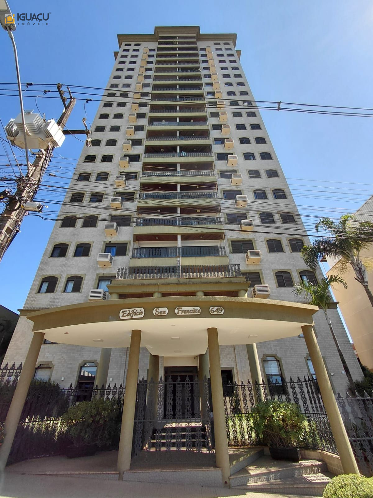 Apartamento para Loca??o no Centro de Foz do Igua?u-PR.