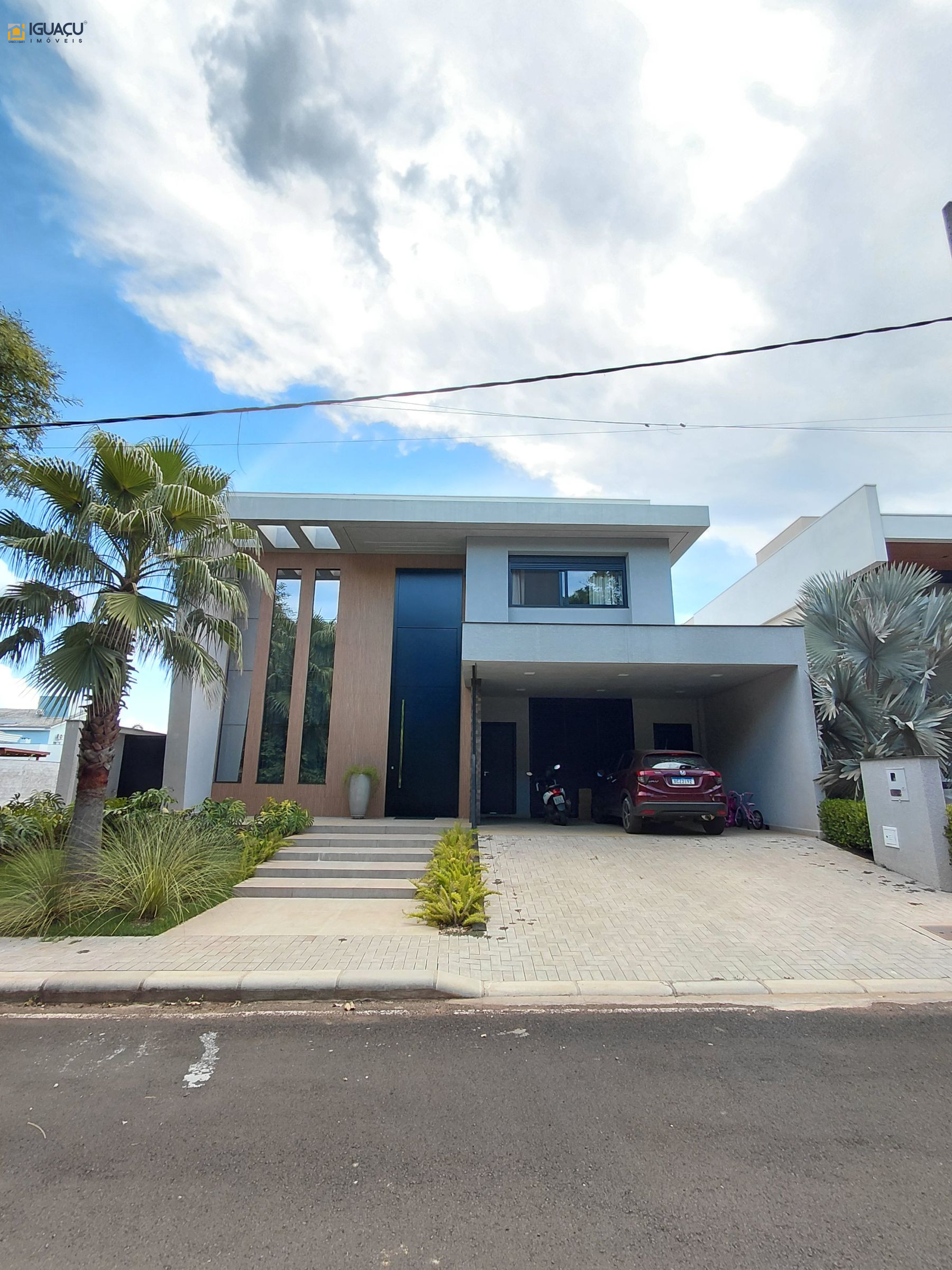 Sobrado á venda no Condomínio Quinta do Sol em Foz do Iguaçu/PR