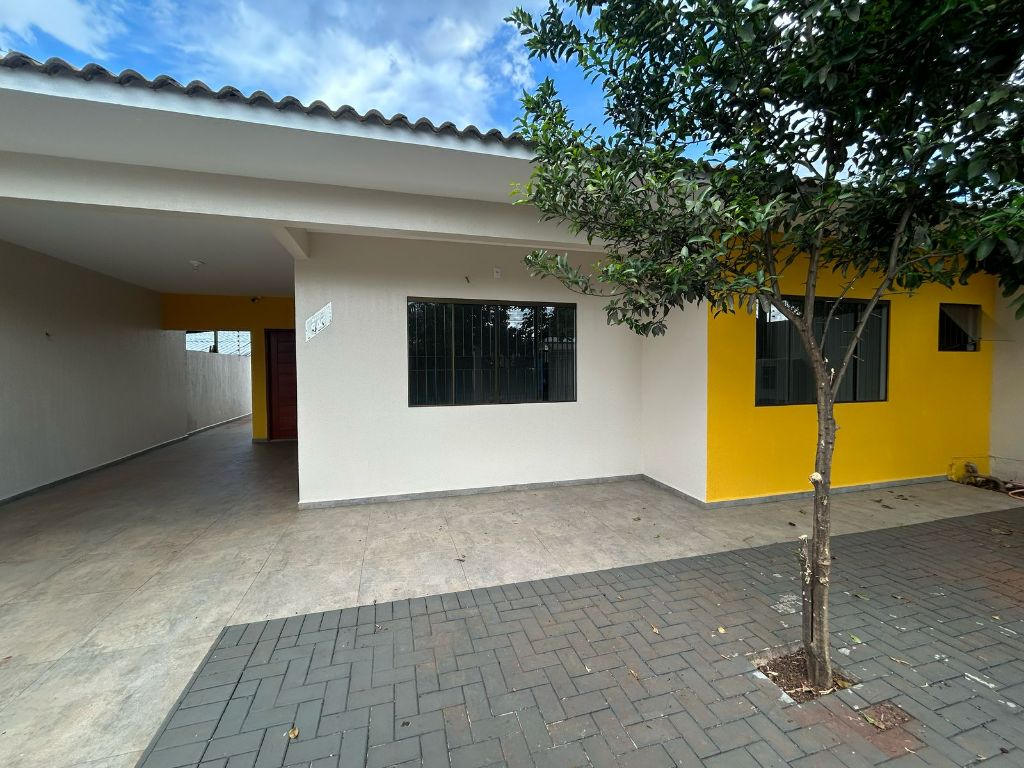 Casa à venda no bairro - Jardim Ipê, em Foz do Iguaçu-PR