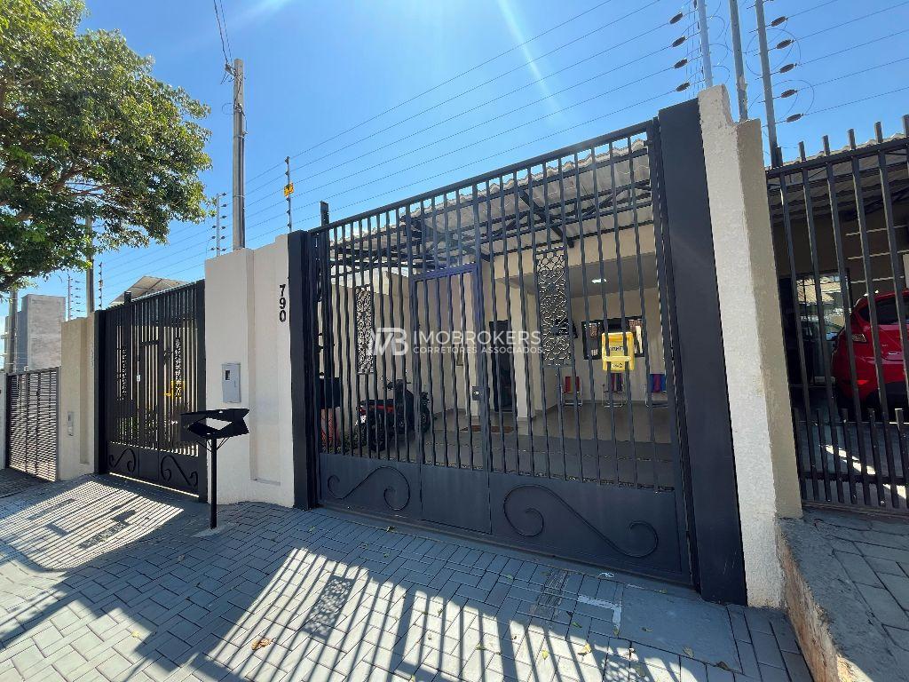 Casa à venda no bairro - Jardim Ipê III, em Foz do Iguaçu-PR