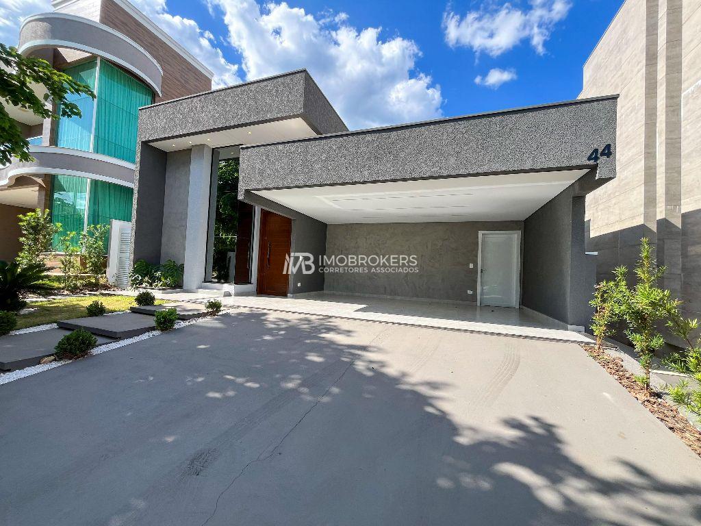 Casa à venda no bairro - Jardim Lancaster, em Foz do Iguaçu-PR