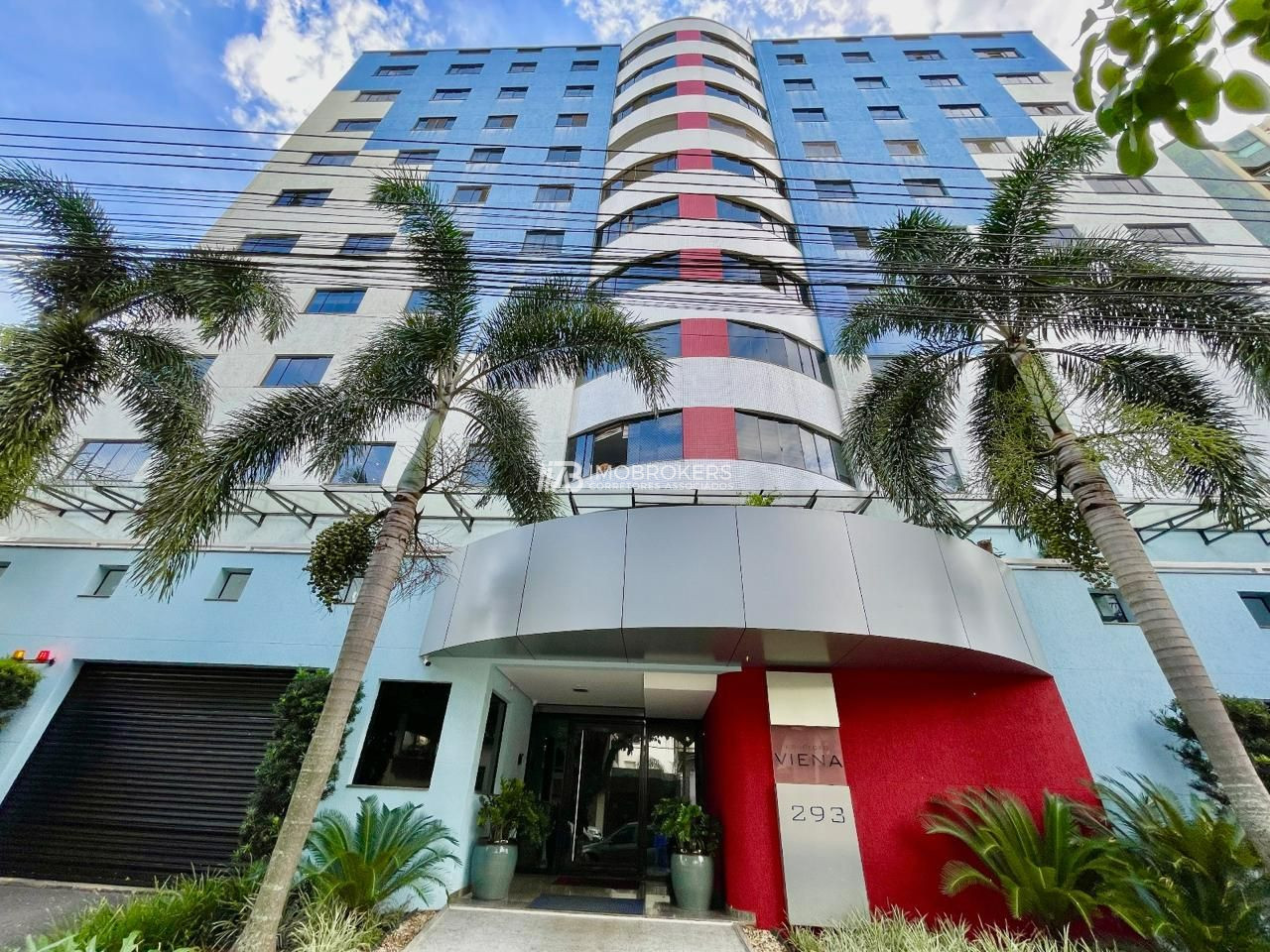 Apartamento à venda no Edifício Plínio Viena, em Foz do Iguaçu-PR