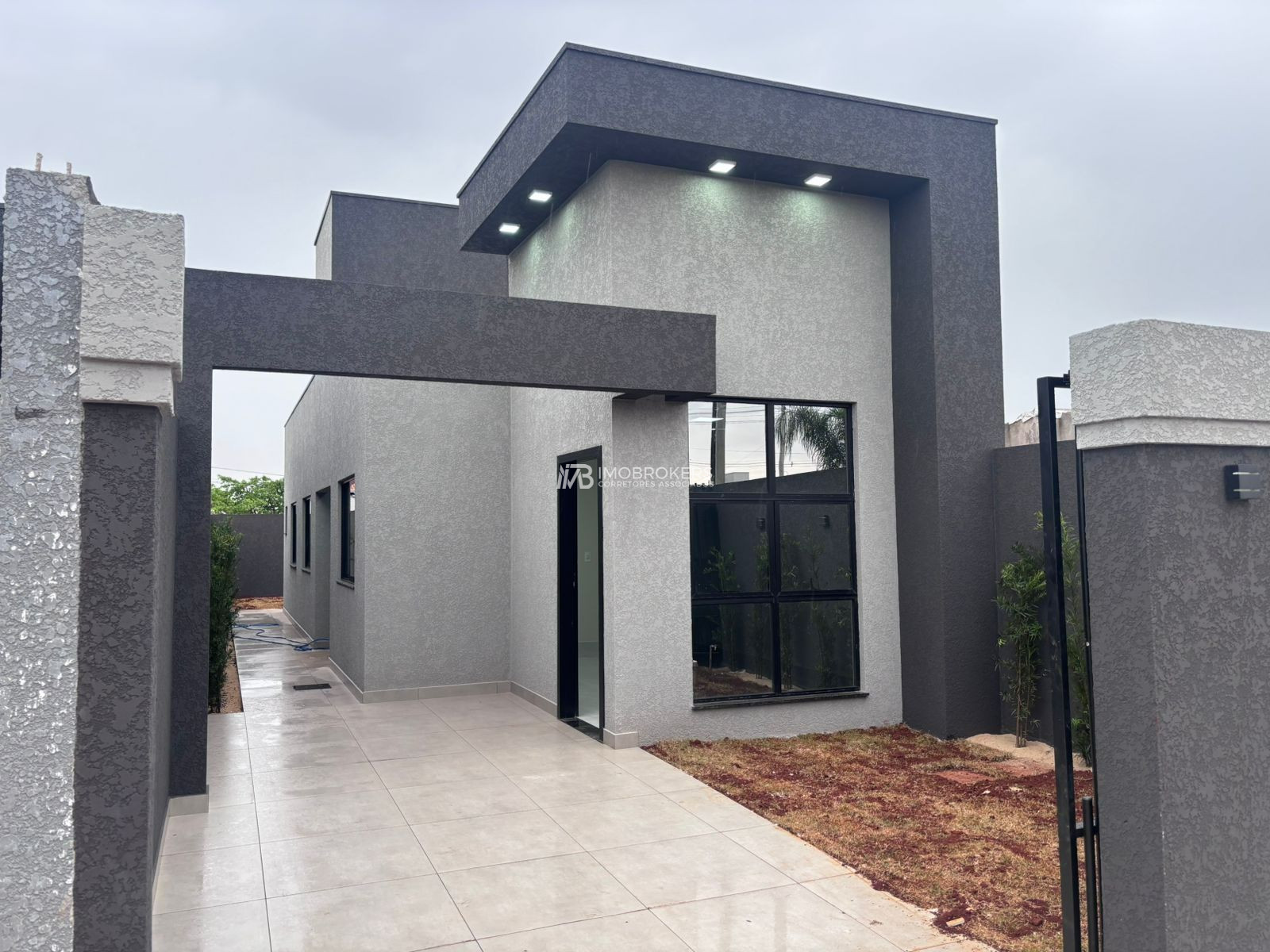 Casa à venda no bairro - Morumbi, em Foz do Iguaçu-PR