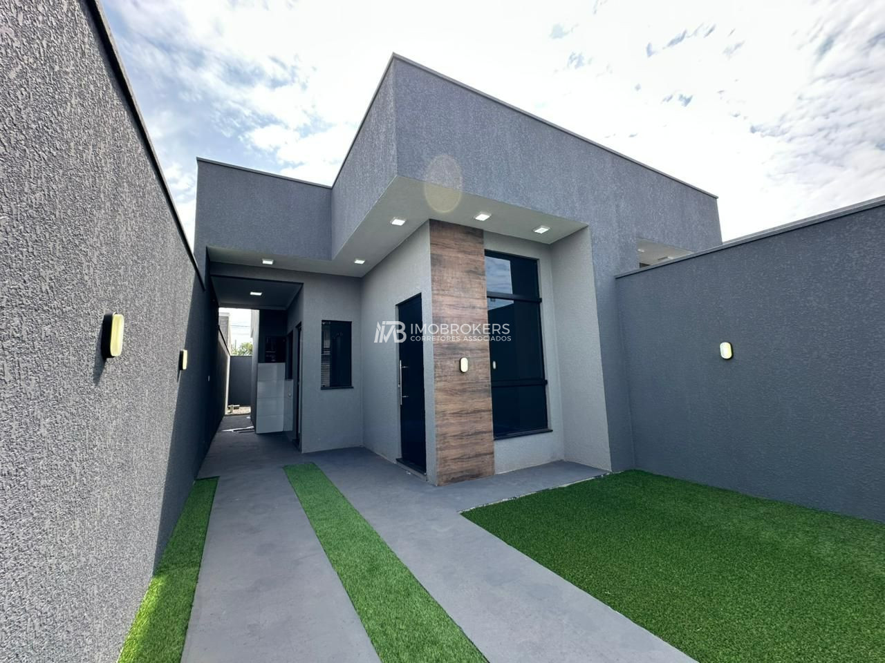 Casa à venda no bairro - Jardim Alvorada, em Foz do Iguaçu-PR