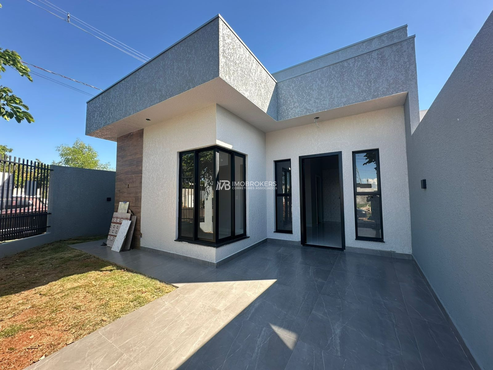 Casa à venda no bairro - Loteamento Baifus, em Foz do Iguaçu-PR