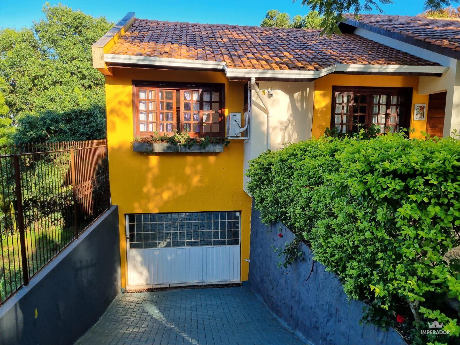 EXCELENTE CASA A VENDA NO BAIRRO LA SALLE
