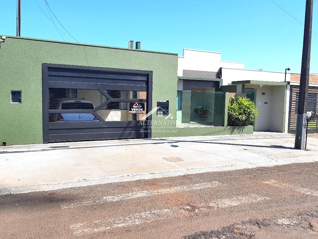 CASA NO BAIRRO JARDIM FLORESTA.