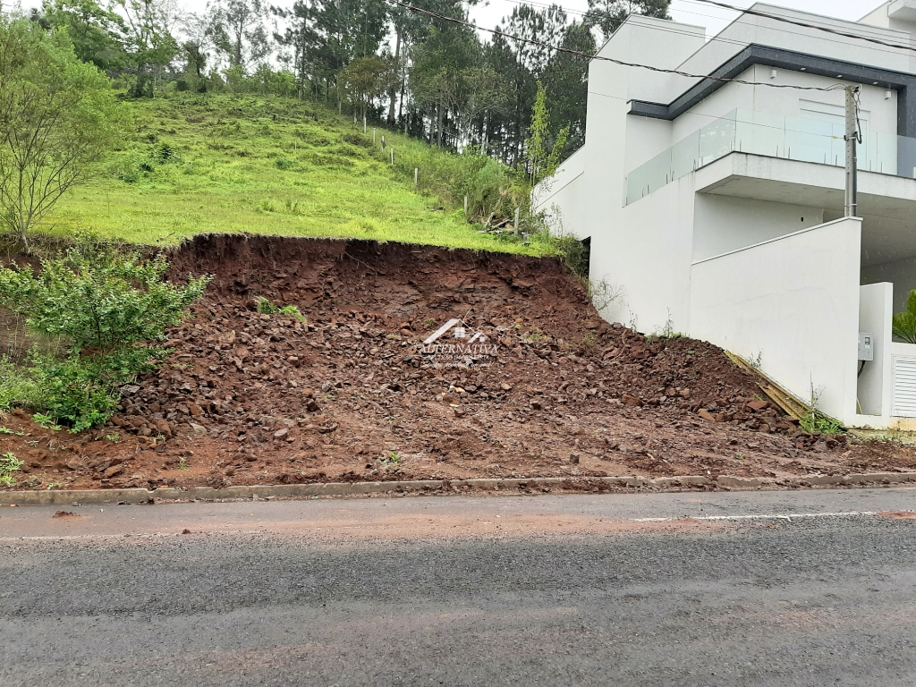 TERRENO NO LOTEAMENTO SO JOS.