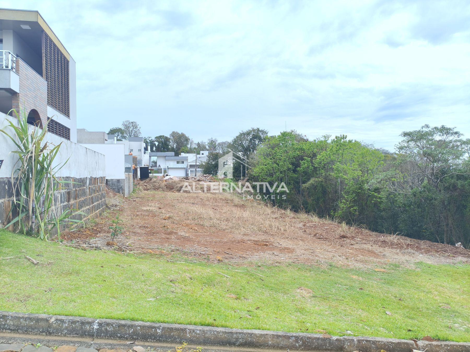 TERRENO EM LOTEAMENTO ALTO PADRÃO!