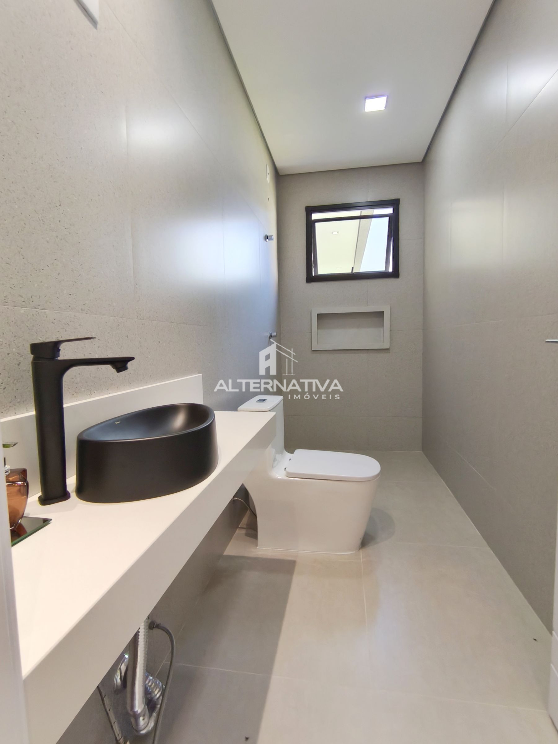 CASA ALTO PADRÃO SEMIMOBILIADA À VENDA NO JARDIM SEMINÁRIO