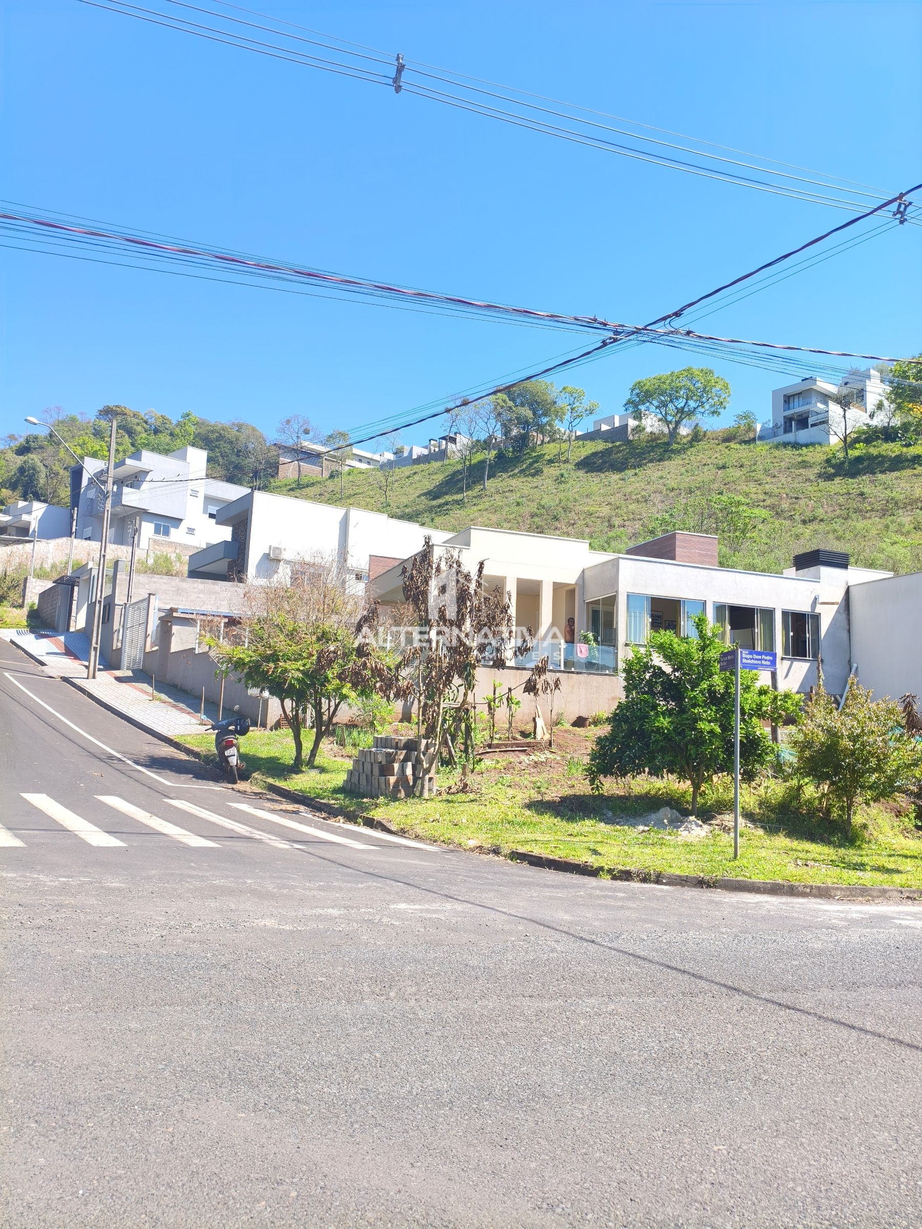 CASA NO LOTEAMENTO SÃO JOSÉ