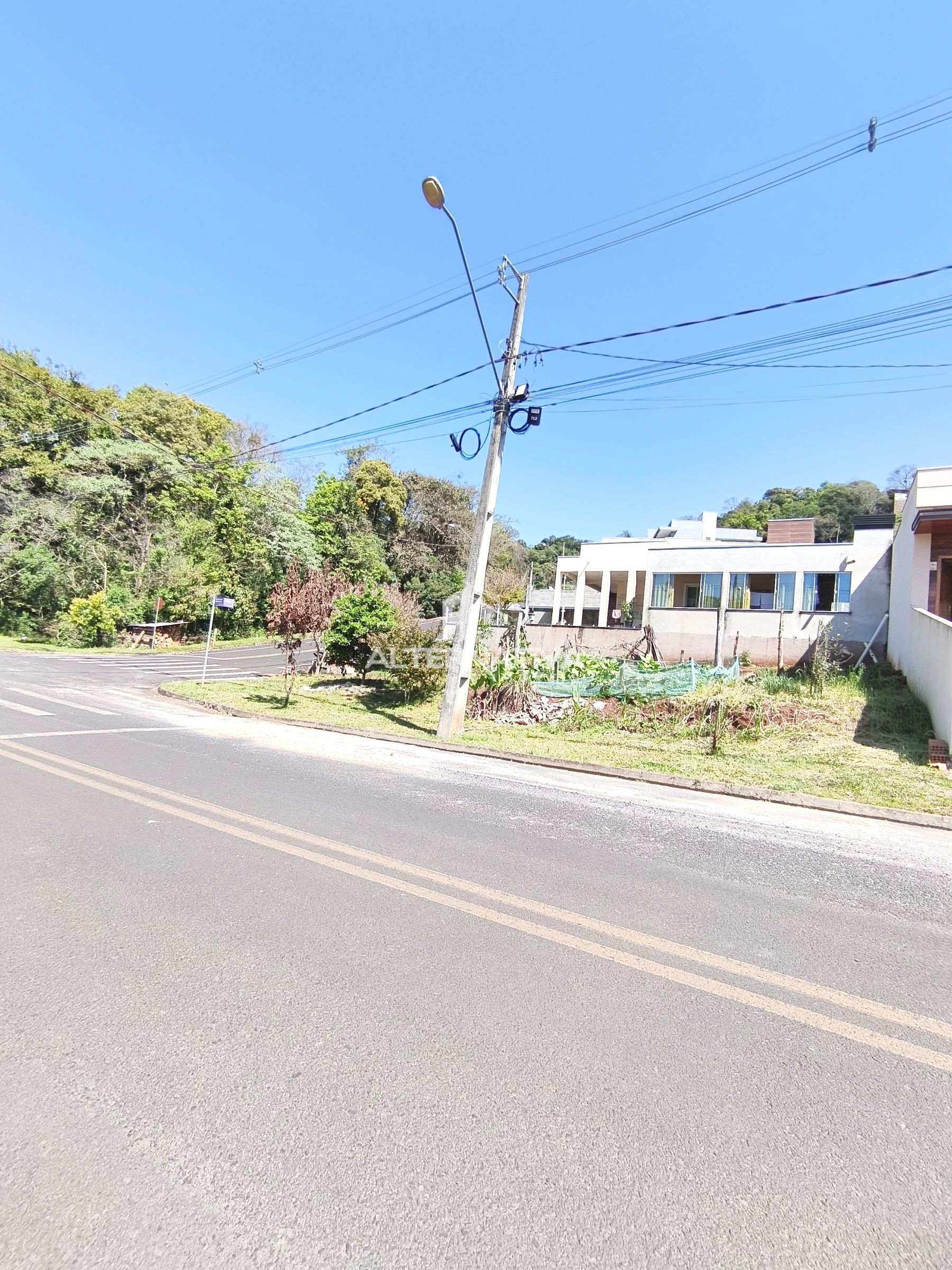 CASA NO LOTEAMENTO SÃO JOSÉ