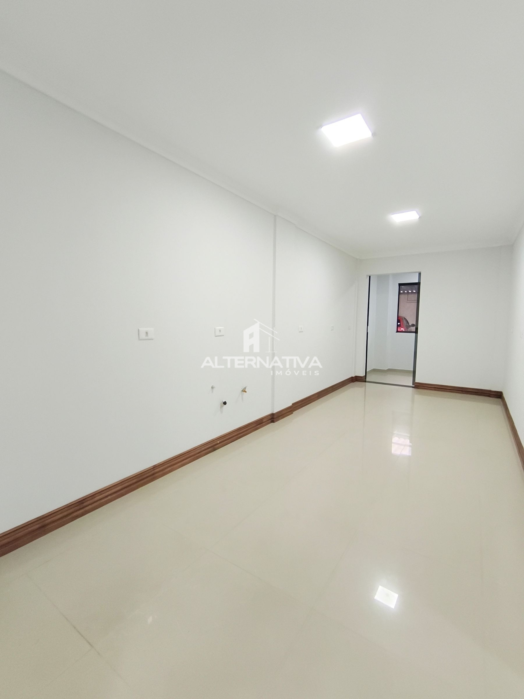 OPORTUNIDADE! APARTAMENTO TÉRREO COM SUÍTE E CHURRASQUEIRA