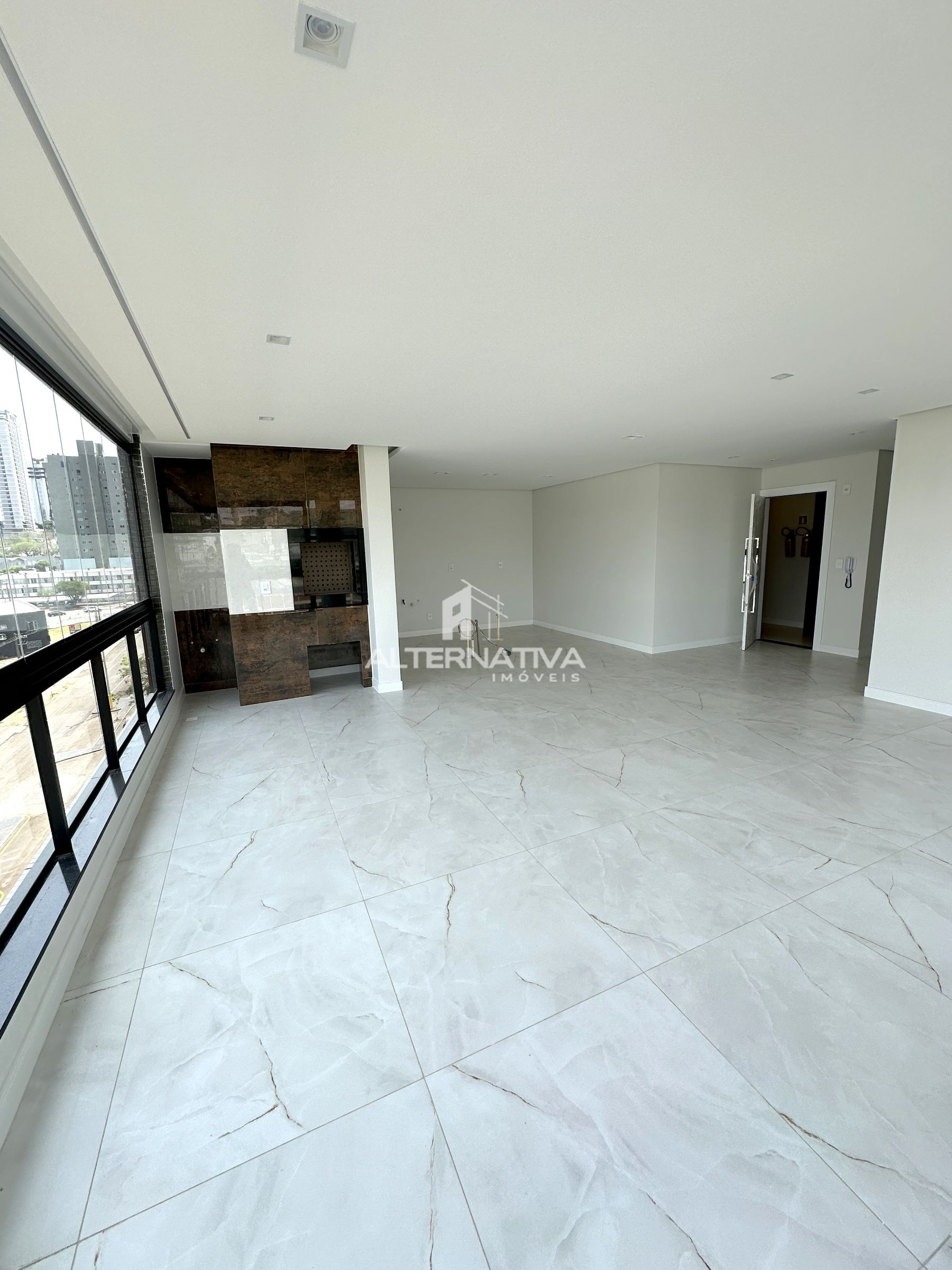 Oportunidade Imperdível: Apartamento Novo à Venda! 