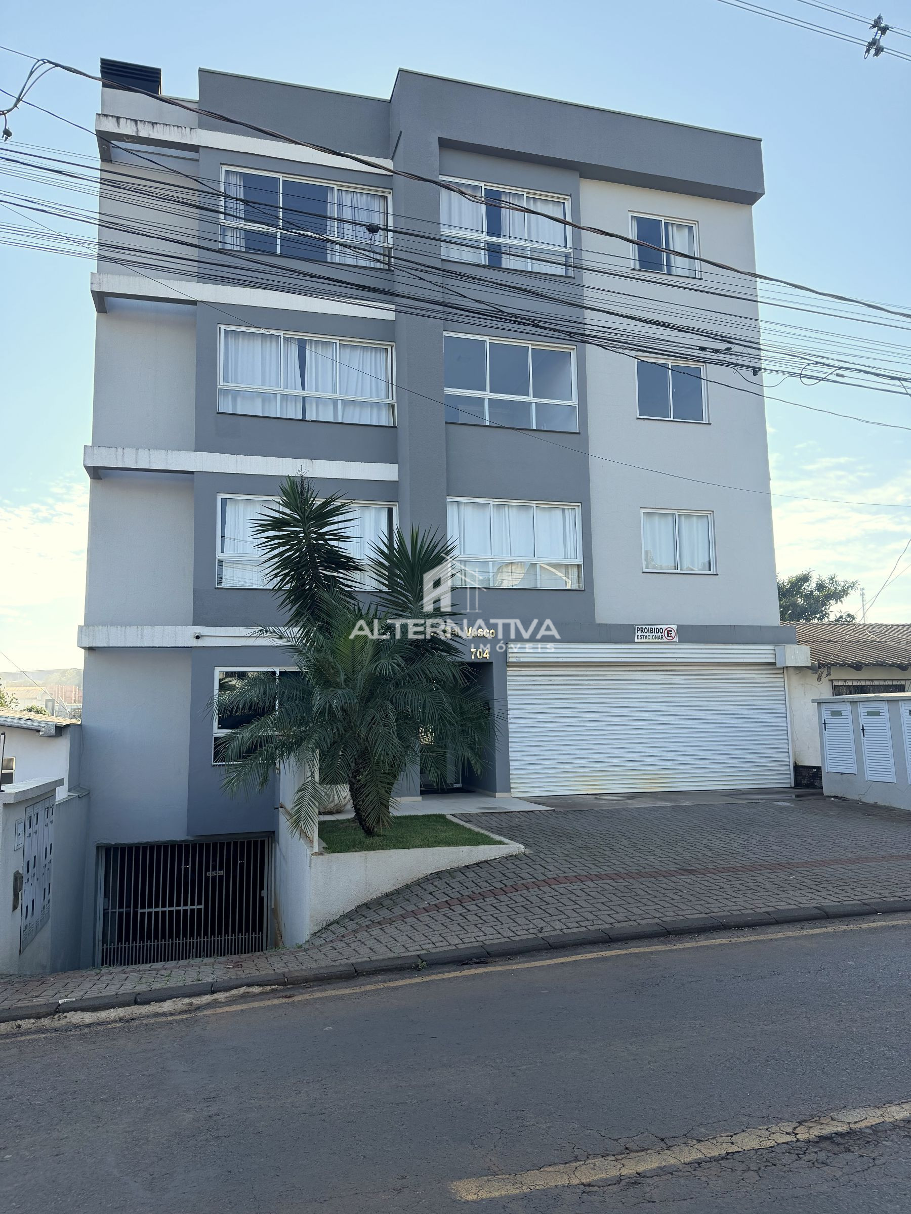🏢APARTAMENTO SEMIMOBILIADO À VENDA 