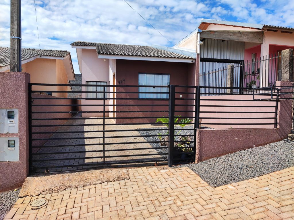 VENDE-SE CASA NO BAIRRO SUDOESTE EM PATO BRANCO PR R$ 250.000,00!!!!! Metragem: 