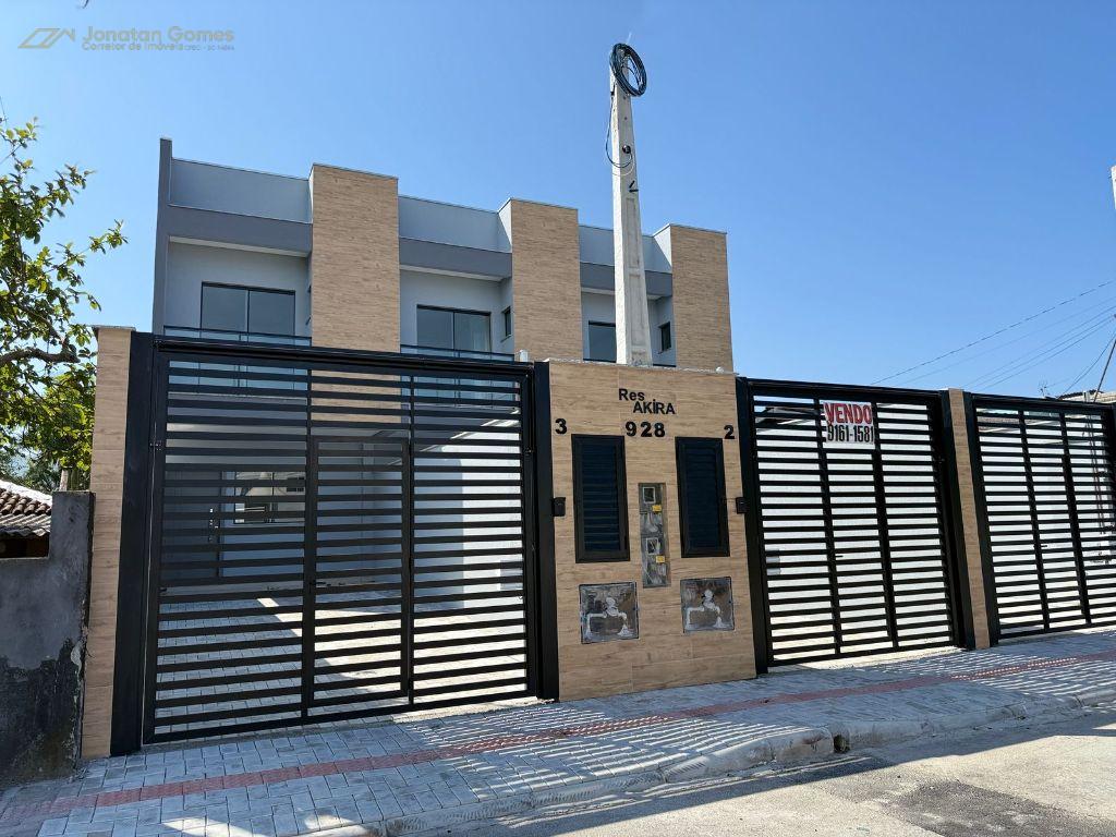 RESIDENCIAL  AKIRA