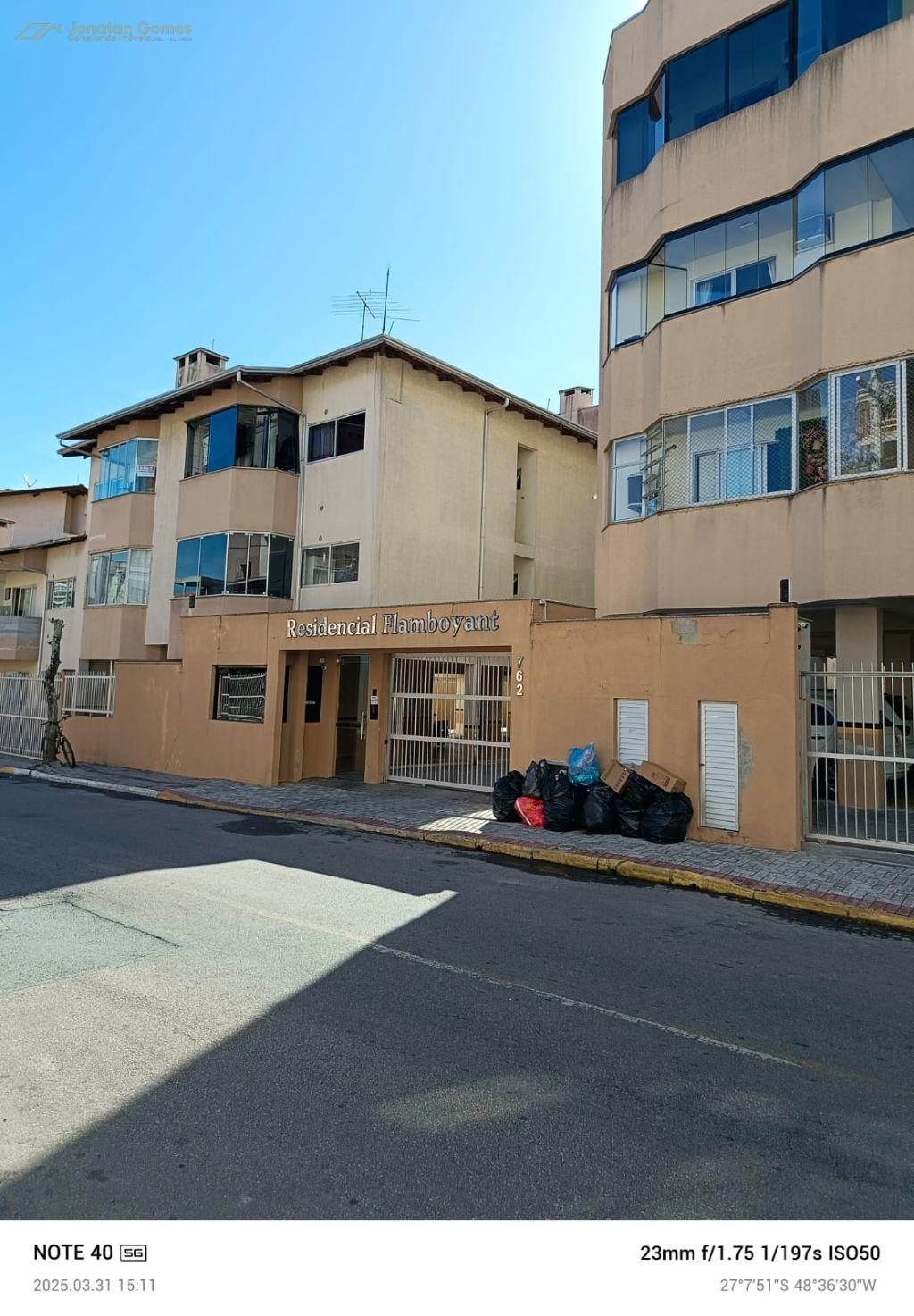 RESIDENCIAL FLAMBOYANT