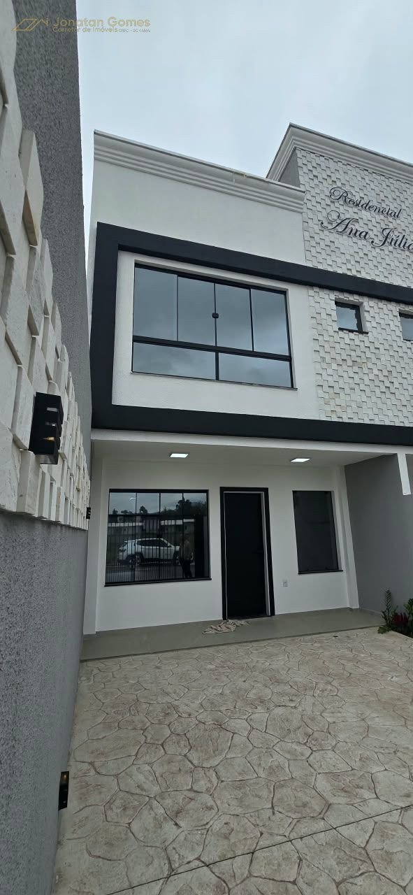 RESIDENCIAL ANA JULIA