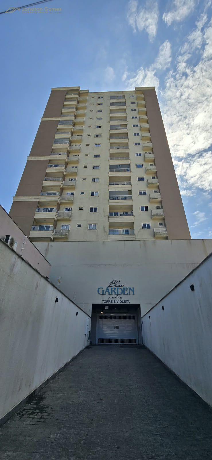 BLUE GARDEM  TORRE VIOLETA