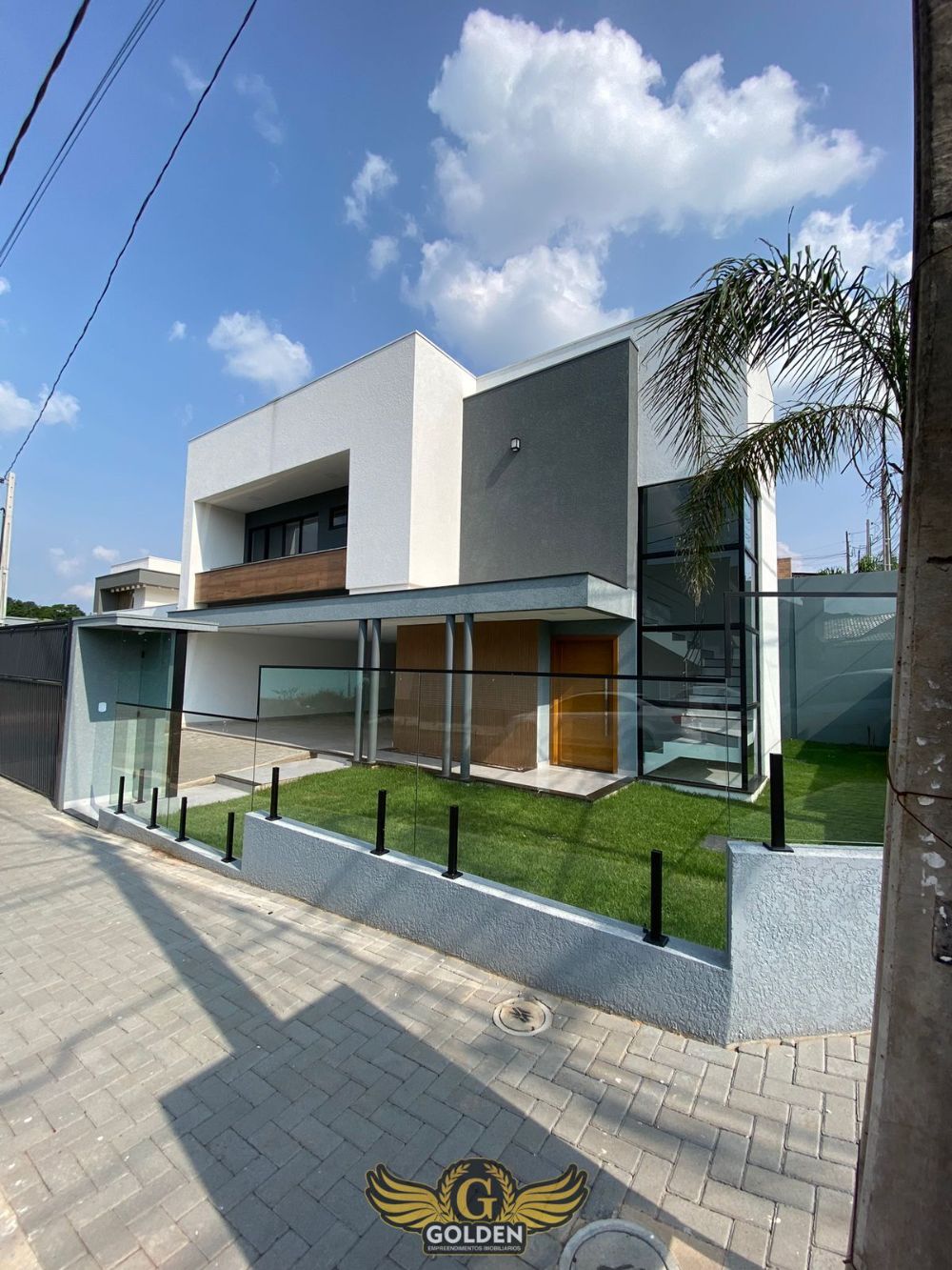 EXCELENTE SOBRADO NO BAIRRO GUANABARA PARA VENDA