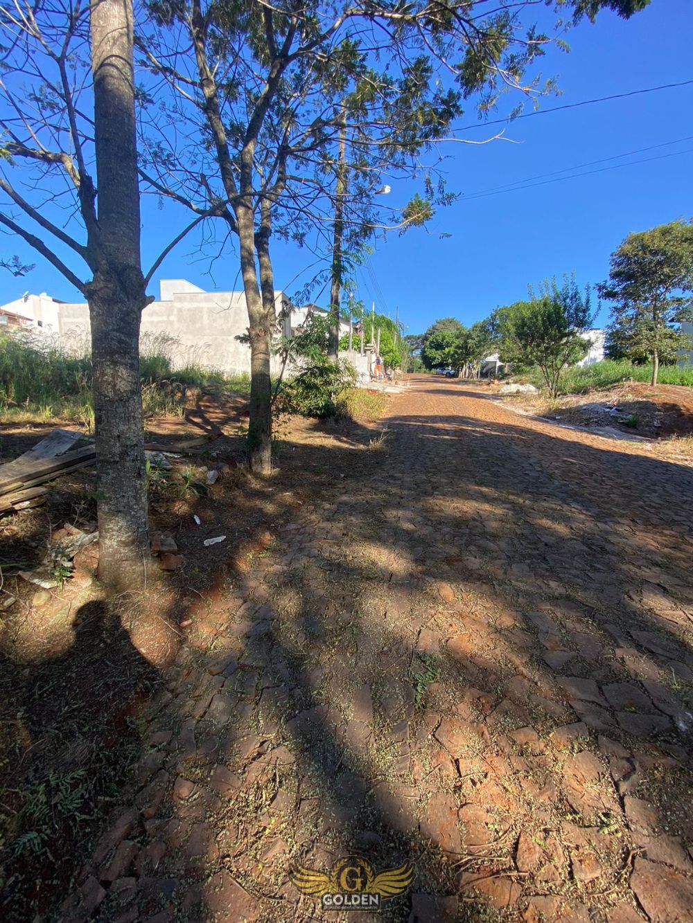 TERRENO A 200M DA AVENIDA NO BAIRRO JUPITER