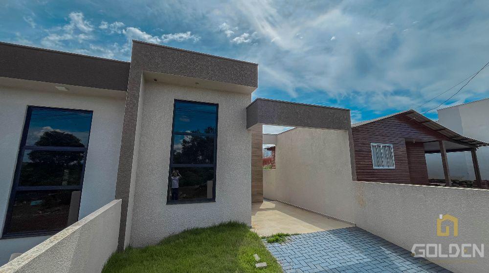 CASA NO LOT. CESARI COM ÓTIMO CUSTO BENEFICIO E ESPAÇO!