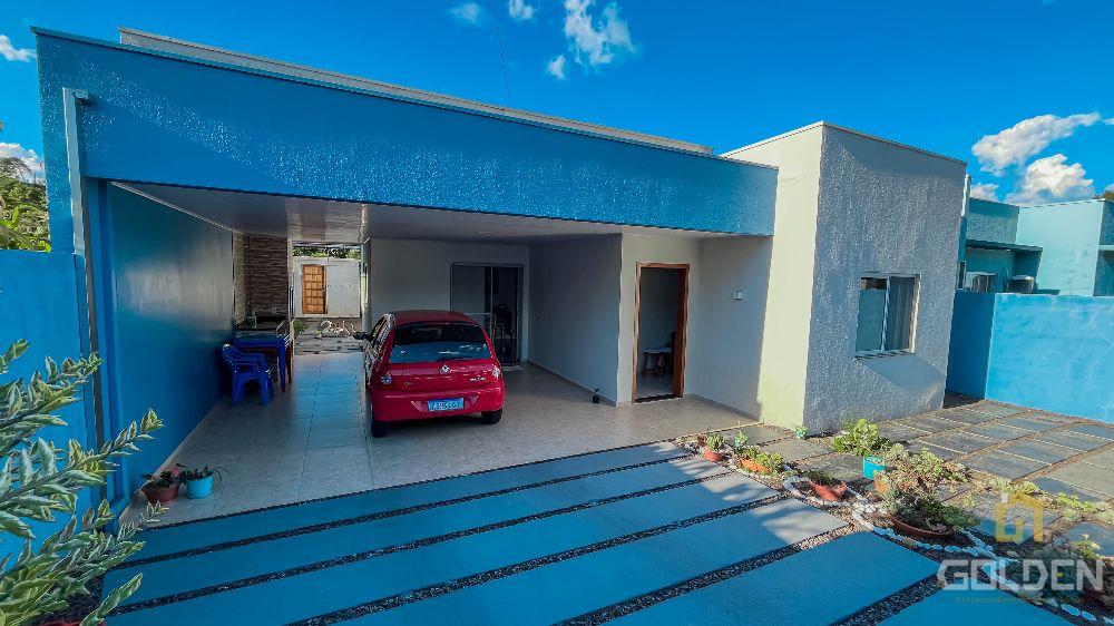 Casa com AMPLO ESPAÇO e ÓTIMA LOCALIZAÇÃO - LOT. SÃO JOSE (SEM...