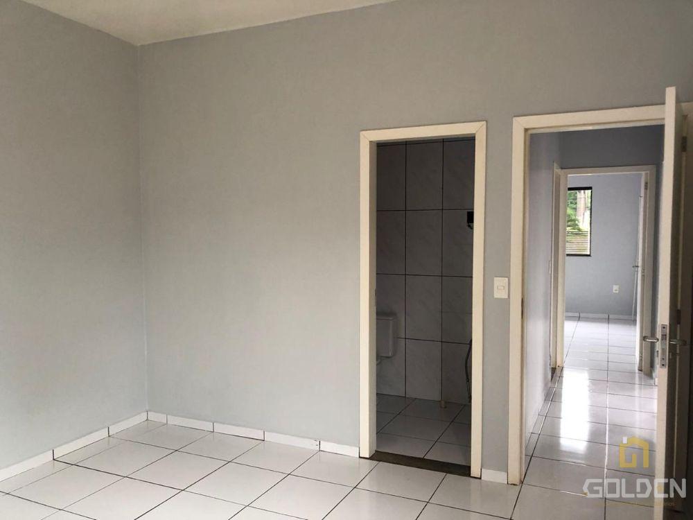 CASA BEM LOCALIZADA NO BAIRRO JUPITER