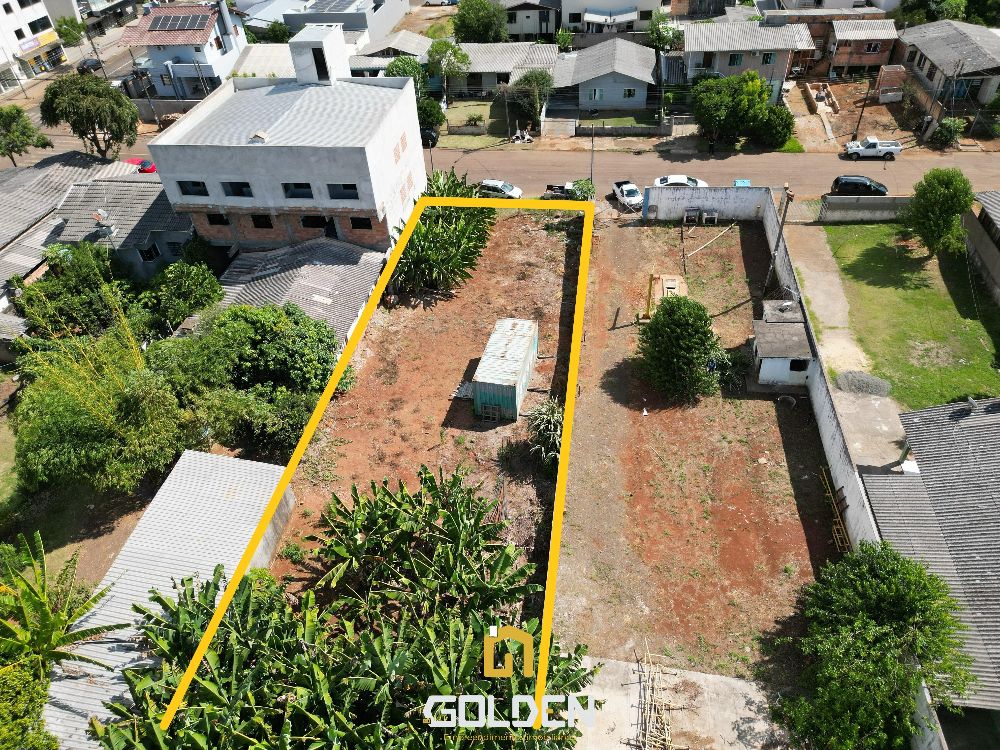 TERRENO AMPLO PERTINHO DO CENTRO