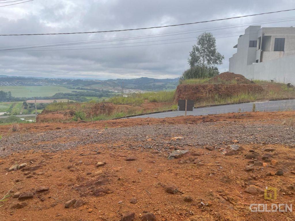 TERRENO NO LOT. SANTANA COM ÓTIMA VISÃO