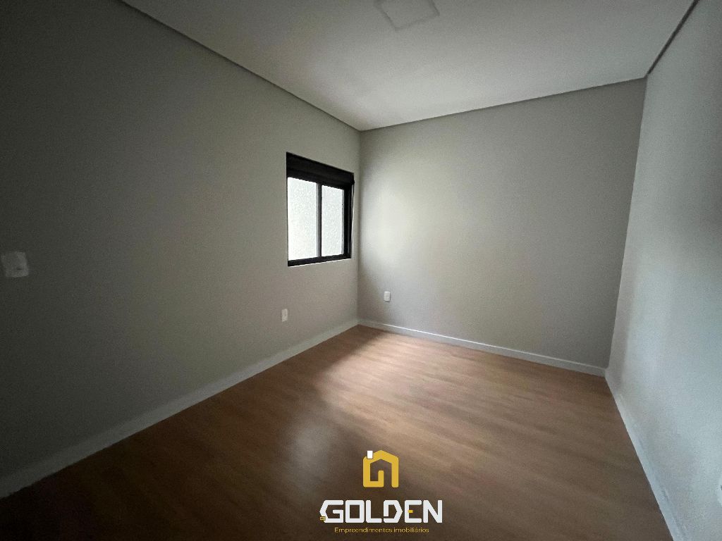 APARTAMENTO COM 01 SUÍTE+02 QUARTOS NO BAIRRO VILA NOVA
