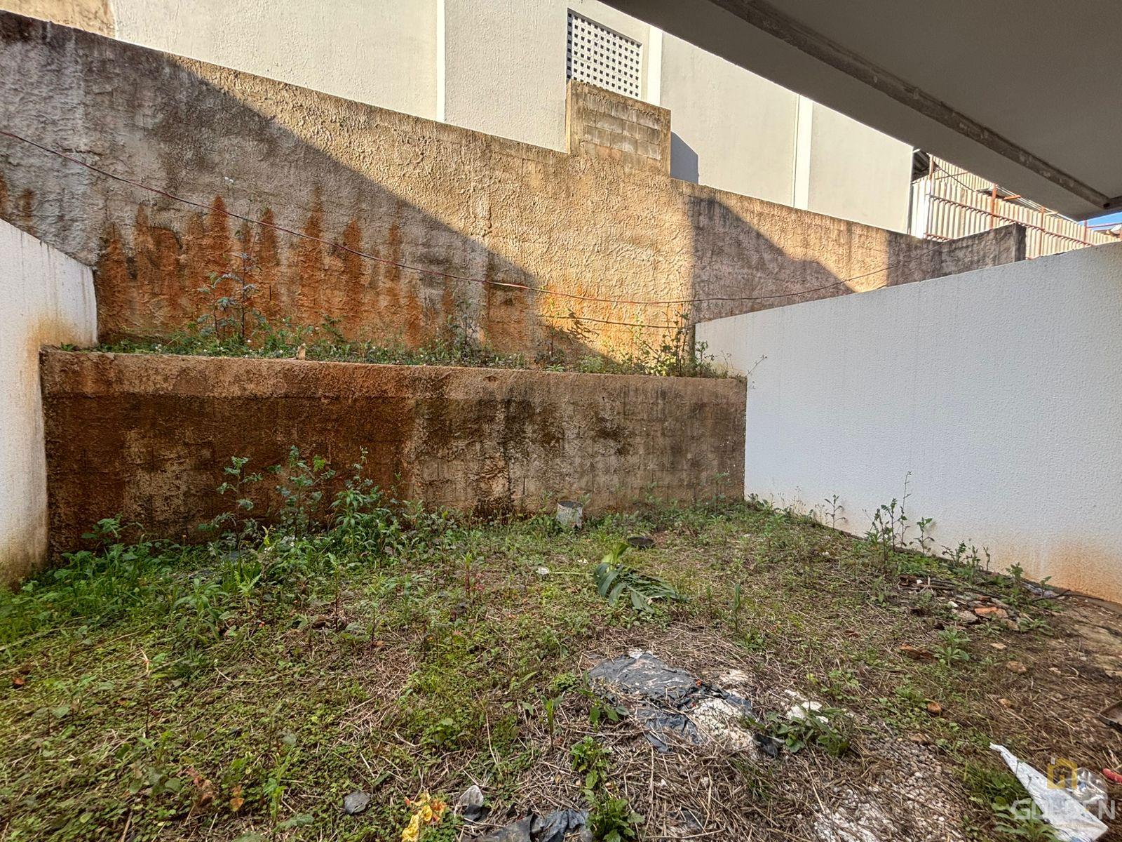 SOBRADO EM CONDOMINIO FECHADO