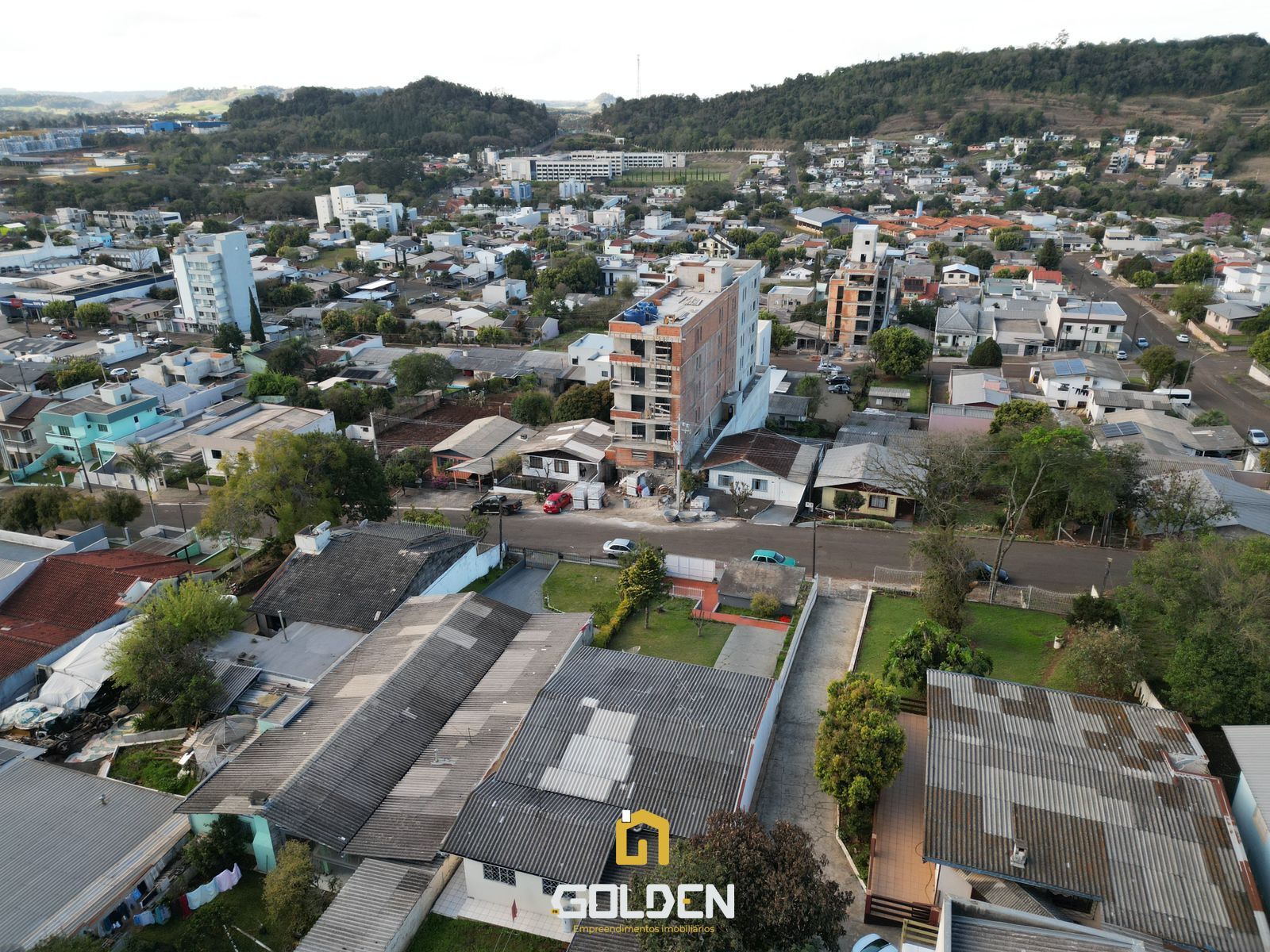 APARTAMENTOS EM FASE FINAL DE CONSTRUÇÃO NO VILA NOVA
