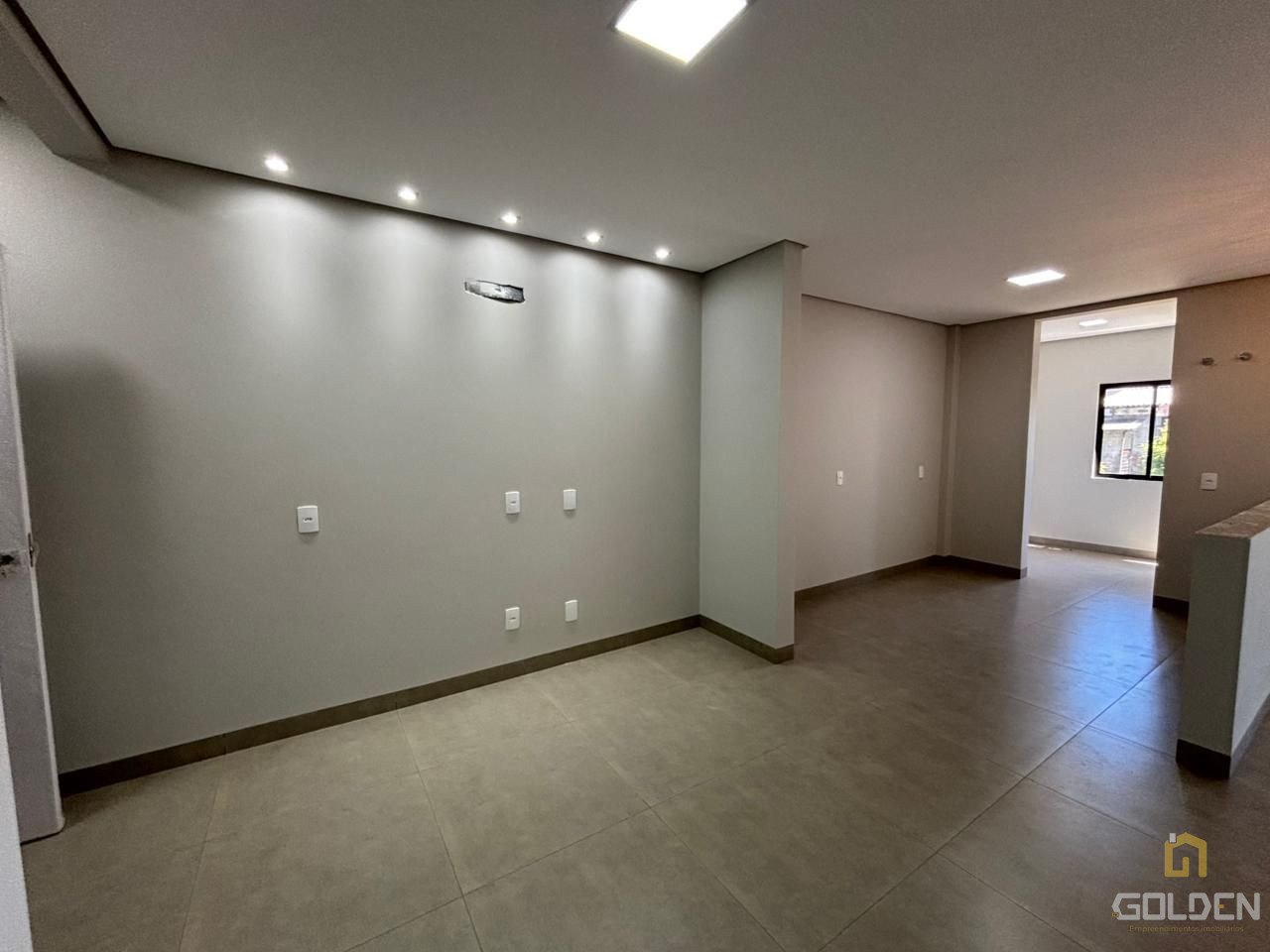 APARTAMENTO COM SUÍTE +01 NO BAIRRO VILA NOVA