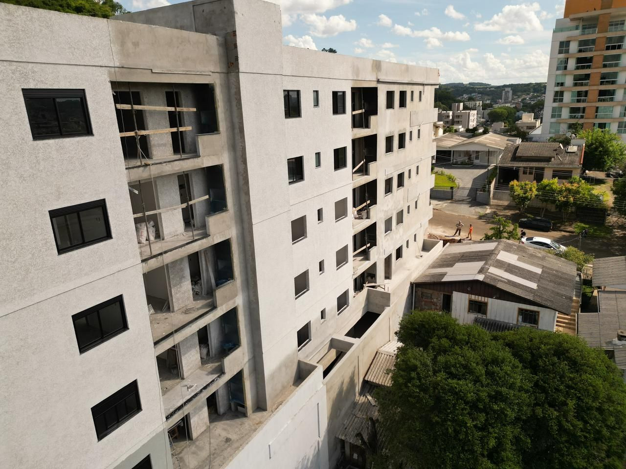 APARTAMENTOS EM FASE FINAL DE CONSTRUÇÃO NO VILA NOVA