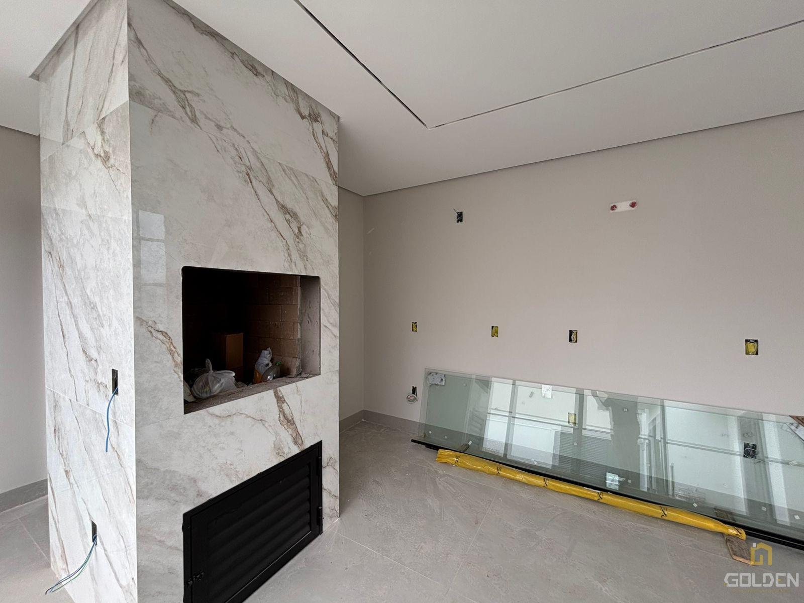 CASA DE ALTO PADRÃO NO NOVA PETRÓPOLIS