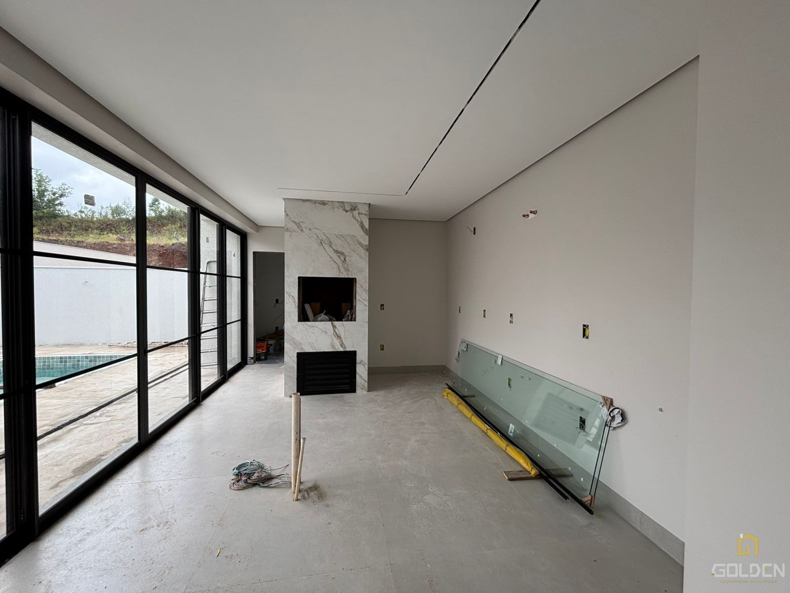 CASA DE ALTO PADRÃO NO NOVA PETRÓPOLIS