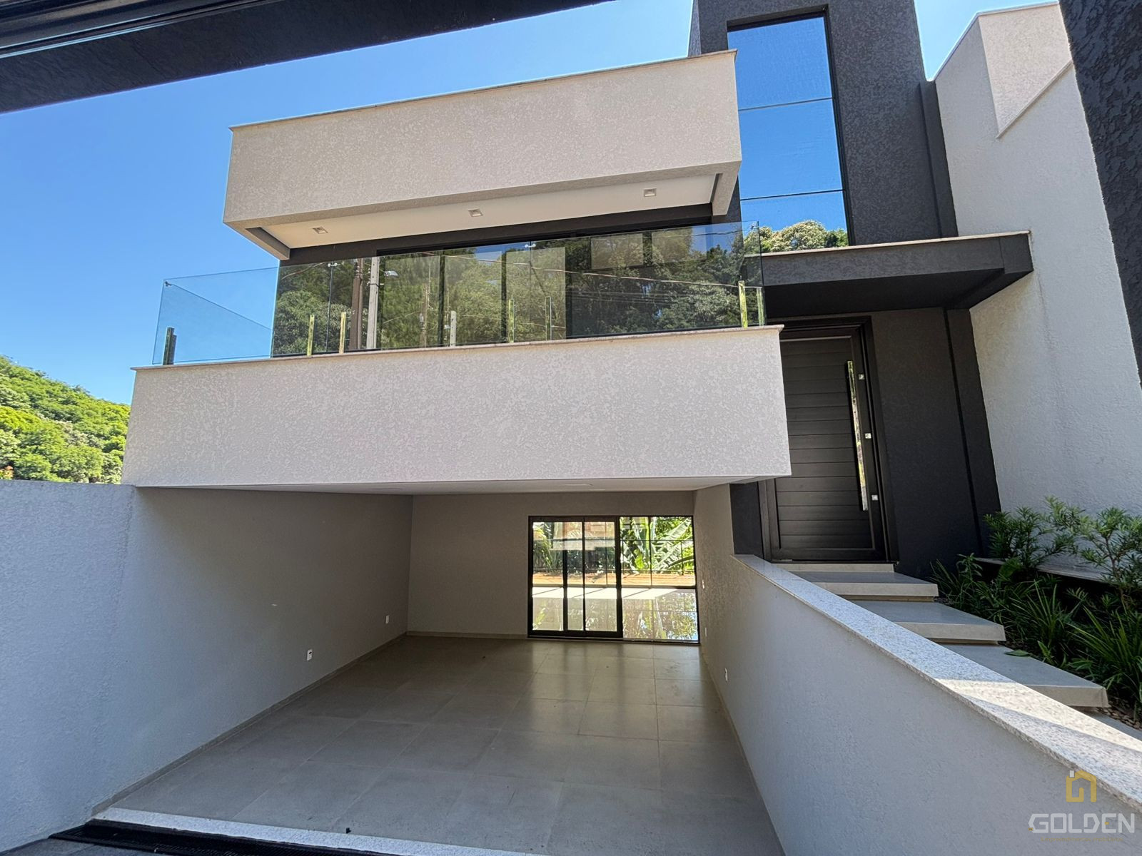 Sobrado para Venda FRANCISCO BELTRAO - PR