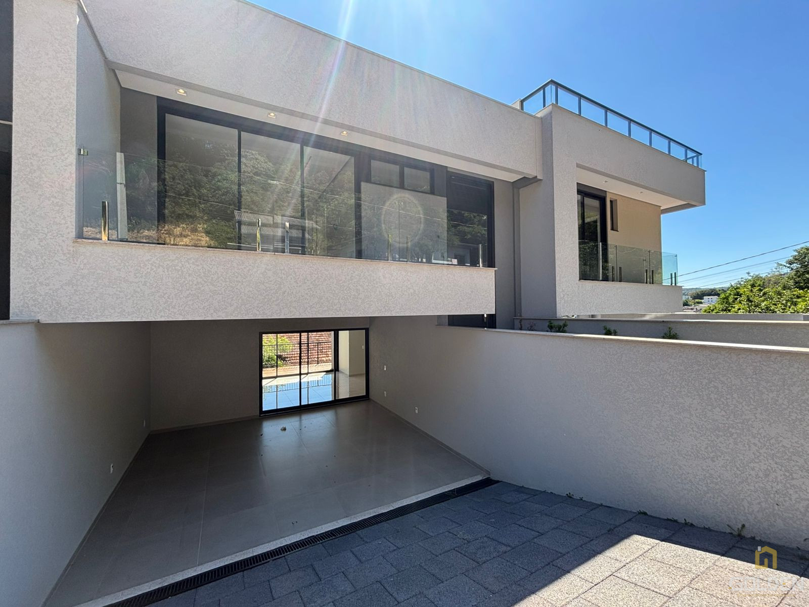 DUPLEX NOVO NO BAIRRO SÃO CRISTÓVÃO